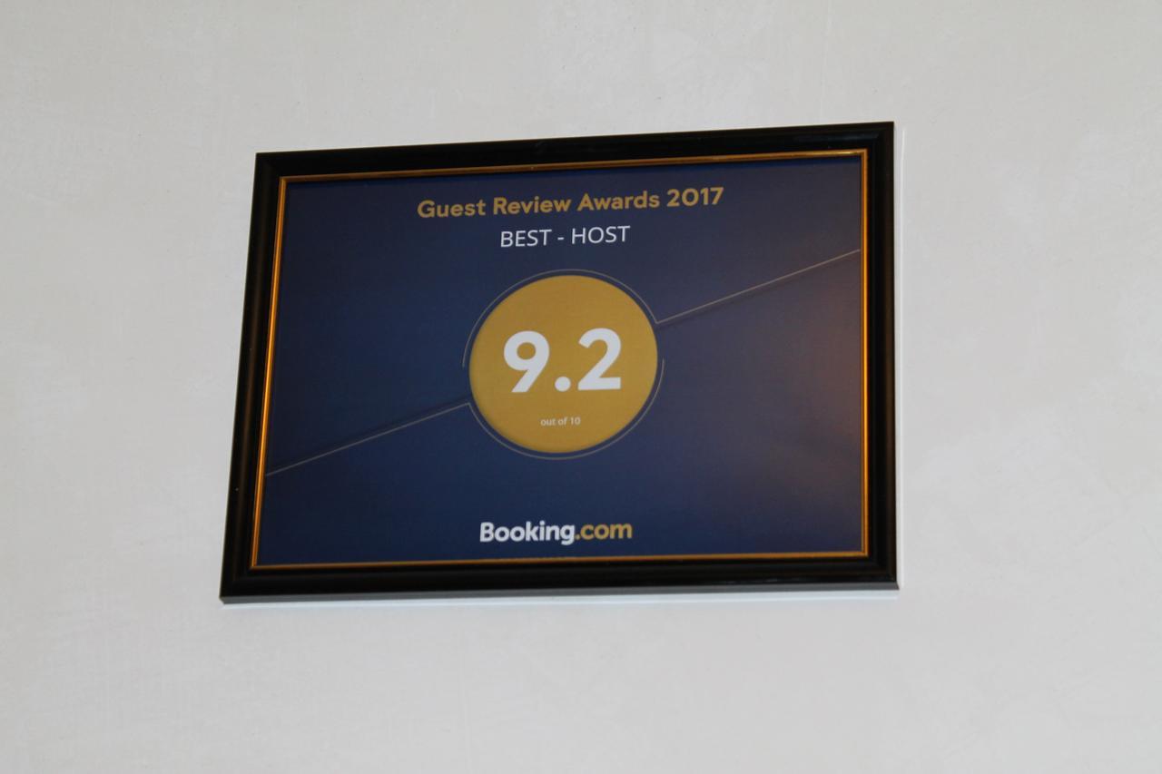 Best Host Sighnaghi Exteriör bild